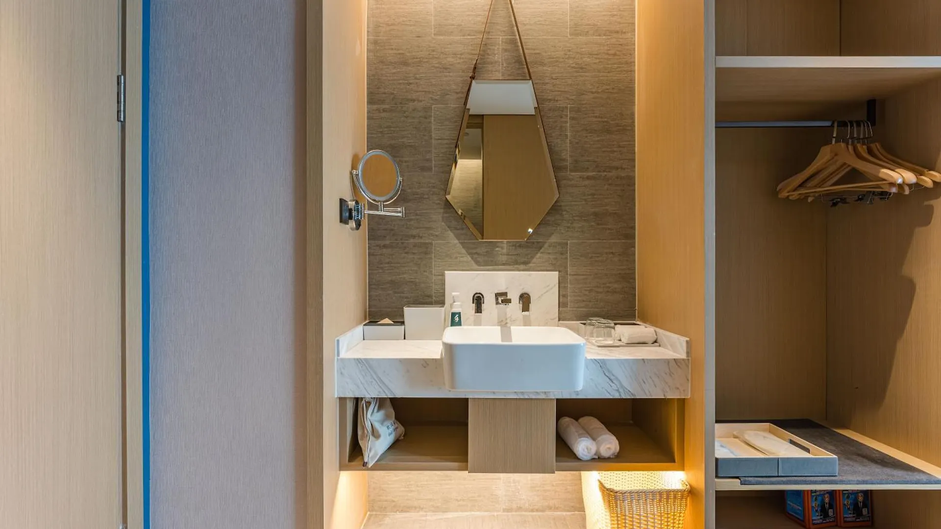 Atour Hotel Suzhou Wangting